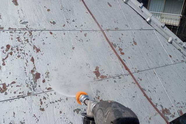 岡山県瀬戸内市Ｓ様邸　屋根塗装・波板張替え工事の画像1