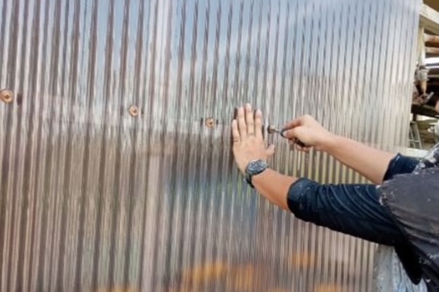 岡山県瀬戸内市Ｓ様邸　屋根塗装・波板張替え工事の画像3