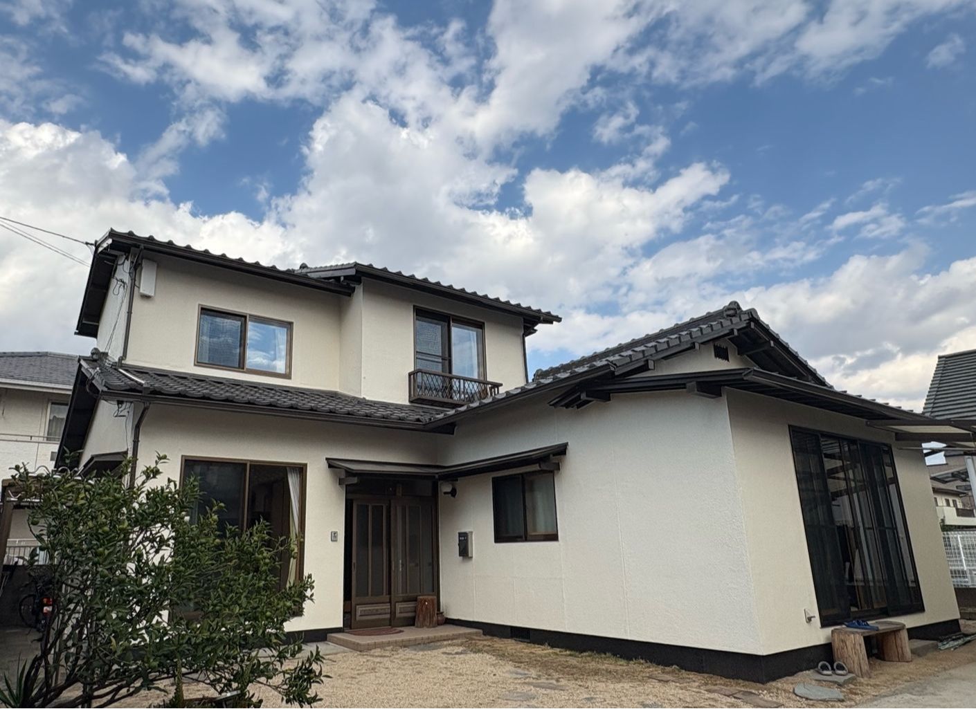 岡山県岡山市南区O様邸　屋根・外壁塗装・付帯部塗装・基礎塗装の画像