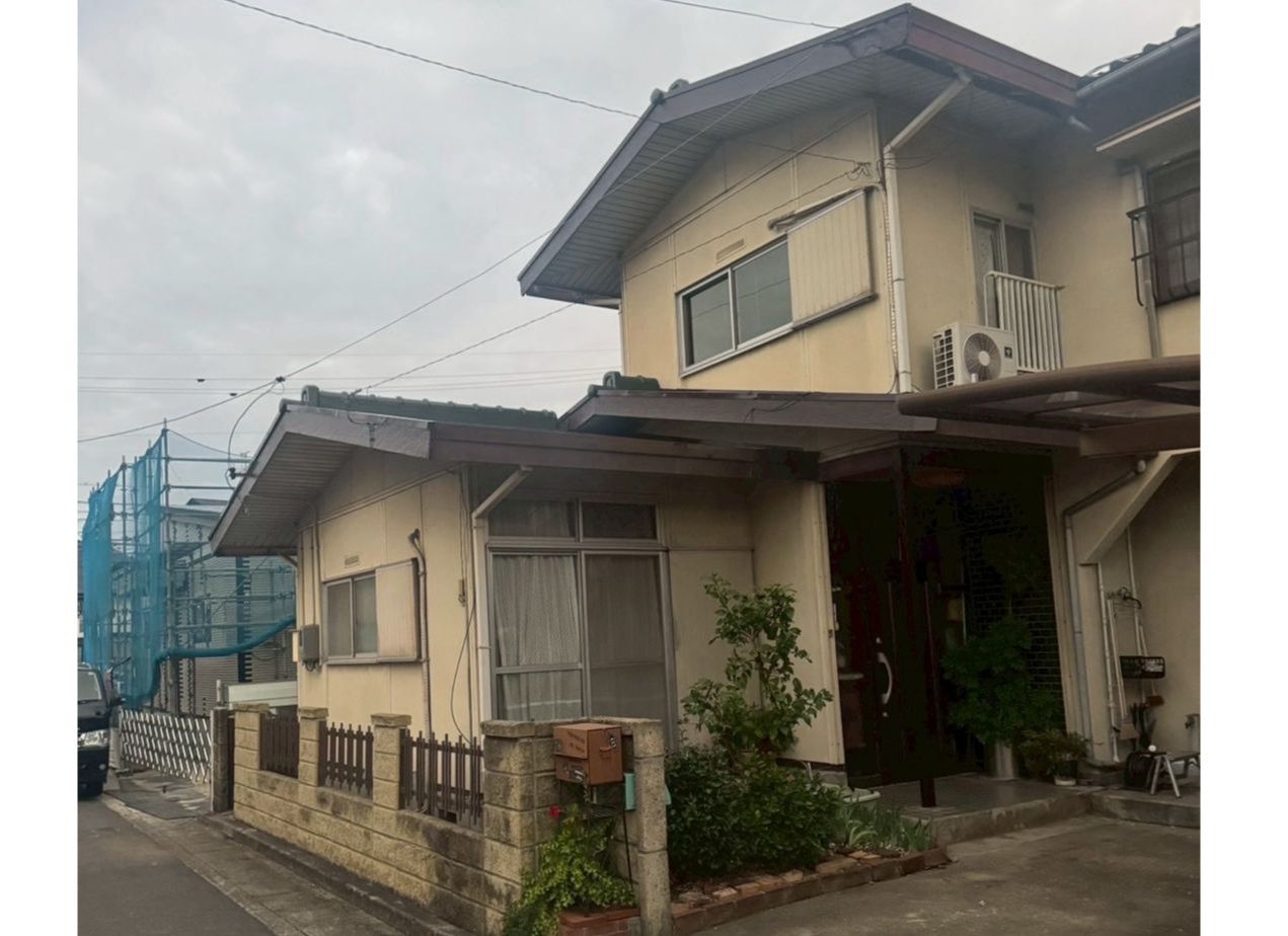 岡山県岡山市中区U様邸　屋根塗装・破風板塗装の画像
