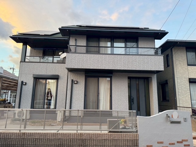 岡山県岡山市北区G様邸  外壁塗装・付帯部塗装・基礎塗装・外構壁塗装・コーキング工事の画像