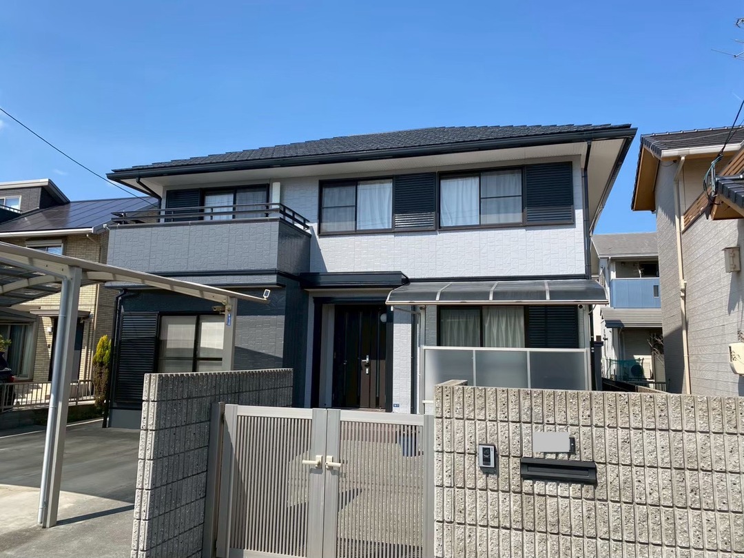 岡山県岡山市北区I様邸　屋根塗装・外壁塗装・付帯部塗装・基礎塗装・コーキング工事・バルコニー防水工事の画像